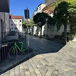 Hochwertige Goldenkey Mitten In Der Altstadt Augsburgo
