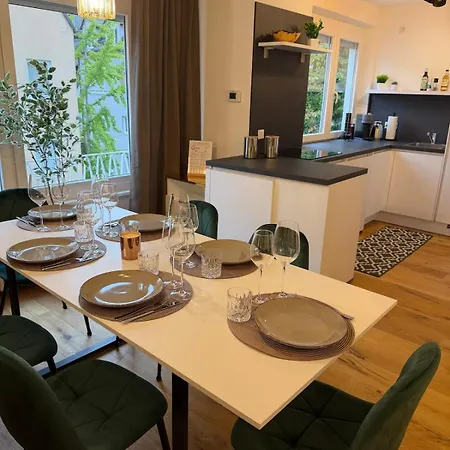 Lejlighed Goldenkey-Suites - Spacious Luxury Apartment In The Heart Of Augsburg Old Town - Premium Open-Plan Kitchen