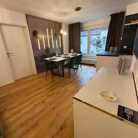 Goldenkey-Suites - Spacious Luxury Apartment In The Heart Of Augsburg Old Town - Premium Open-Plan Kitchen