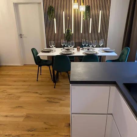 Goldenkey-Suites - Spacious Luxury Apartment In The Heart Of Augsburg Old Town - Premium Open-Plan Kitchen Lejlighed