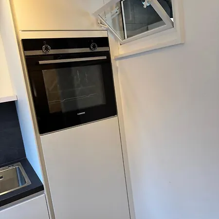 Lejlighed Goldenkey-Suites - Spacious Luxury Apartment In The Heart Of Augsburg Old Town - Premium Open-Plan Kitchen