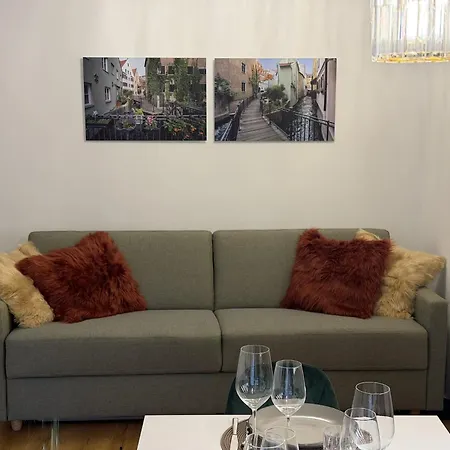 Goldenkey-Suites - Spacious Luxury Apartment In The Heart Of Augsburg Old Town - Premium Open-Plan Kitchen Augsburg