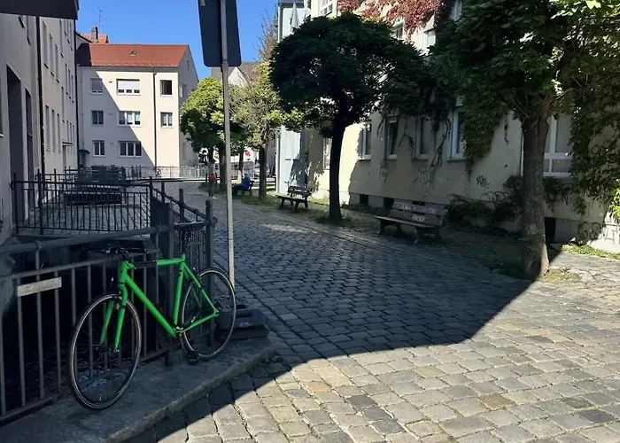 Hochwertige Goldenkey Mitten In Der Altstadt Augsburg